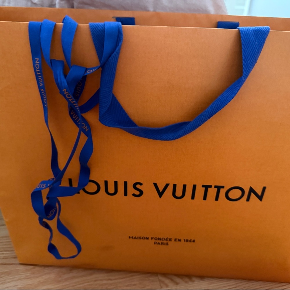 Louis Vuitton Monogram Tote Bag - Brown - Picture 2 of 13